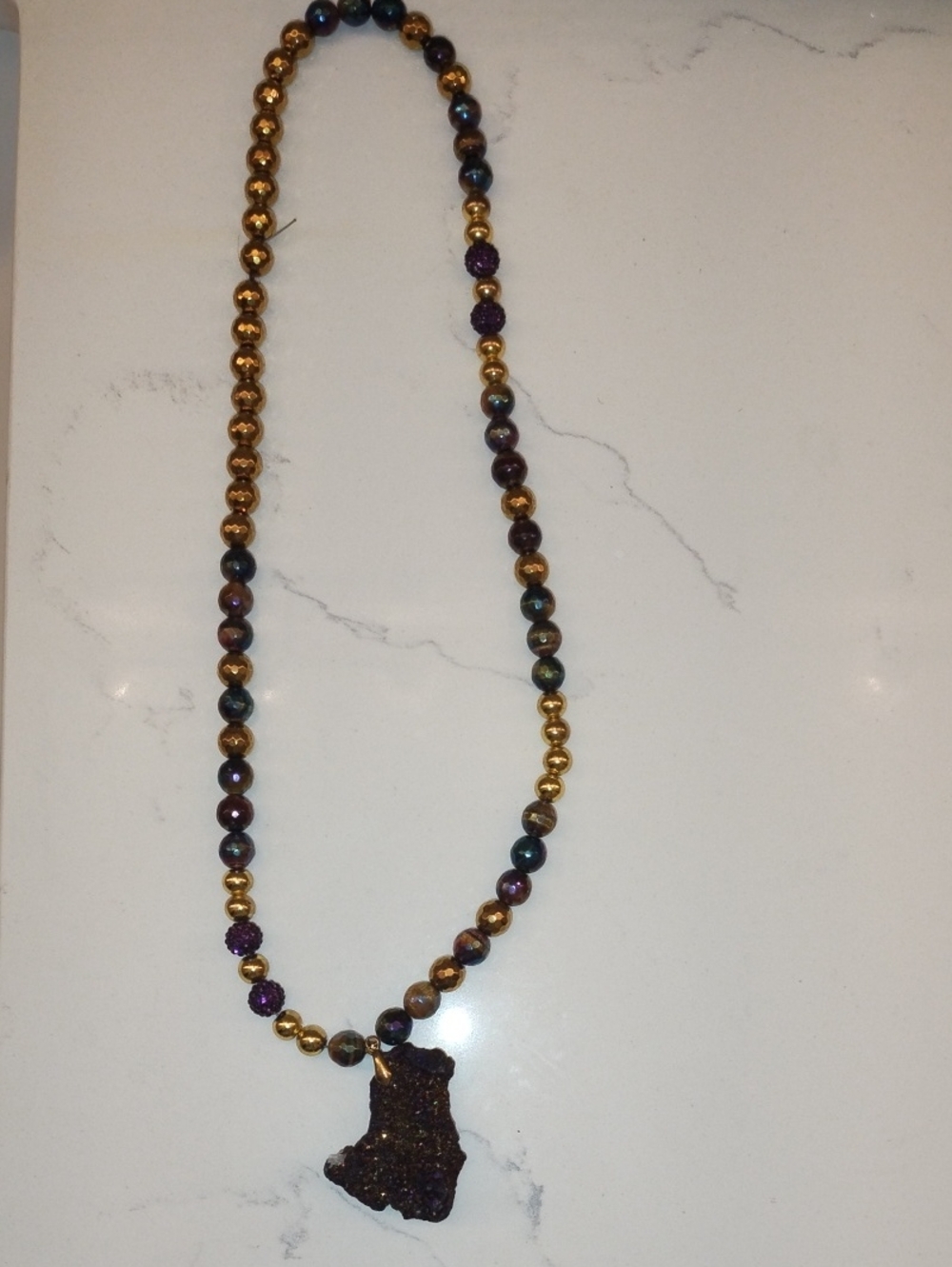 Beaded Pendant Necklace in Brown & Gold Like New